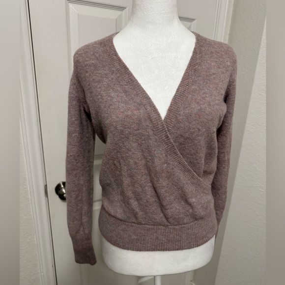 Madewell Lavender Wrap Merino Wool Blend Sweater Womens Size XXS - Picture 2 of 9